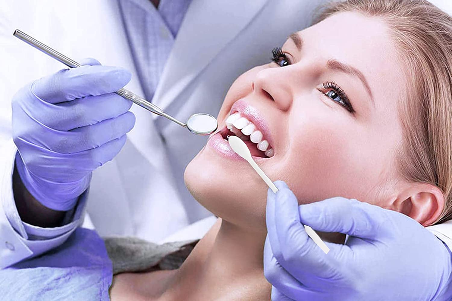 Dukal Lemon Glycerin Swabsticks 4 inch. Pack of 25 applicators. Lemon Flavored Swabsticks for Oral Care. Non-sterile swabsticks for Medical Applications. Convenient triples. Single use.